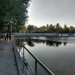 Moovarasampet pond walking track