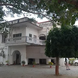 Moti Mahal Palace