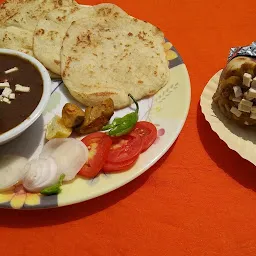 Mourya Special Cholai Kulchai & Bhatura