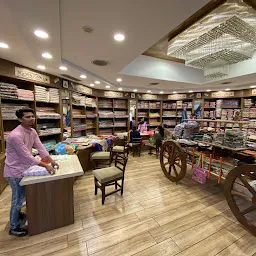 Mughal Silk Store ( Paithani Sarees & Himroo Sarees )