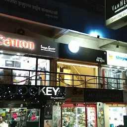 Multibrand Camera shop