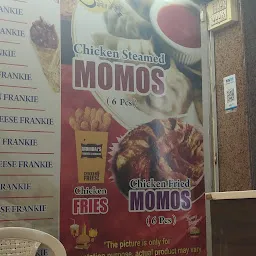 Mumbai's Momos & Burger