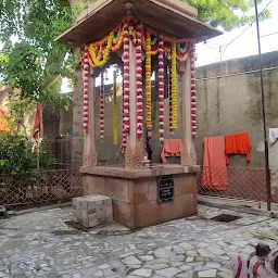 Muni Maharaj Temple Mansagar