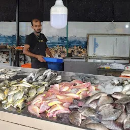 മുനമ്പം പച്ചമീൻ - Fish store