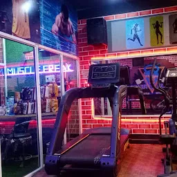 Muscle freaks gym