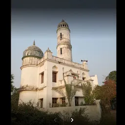 Mustafa Masjid Jankipuram Vistar