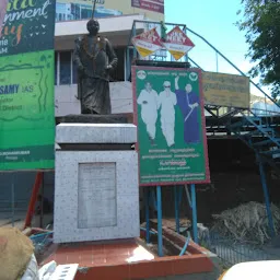 Muthamizh Aringar Kalaingar Dr.M.Karunanithi Statue