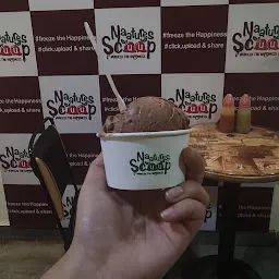 Naatures Scoop