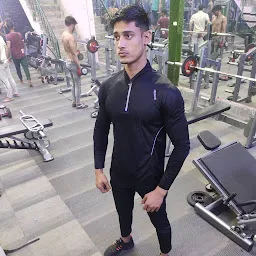 Naeem Khan fitness point gym