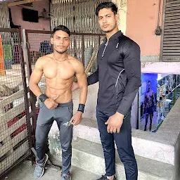 Naeem Khan fitness point gym