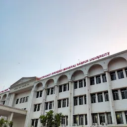 Nagpur University (RTNMU) New E Shaped Administrative Building