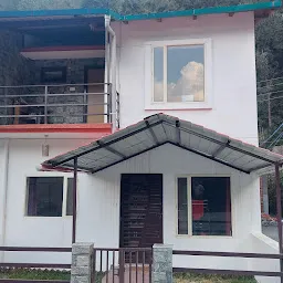 Naina Cottage