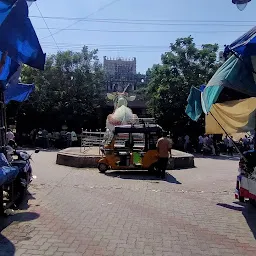 Nandhi Statue