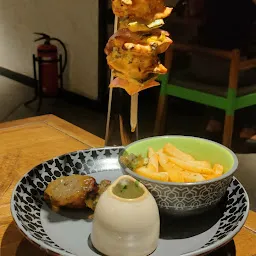 Nando's 12th Main