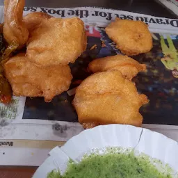 Nashik Vadapav Center