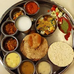 Natraj Foodszzzz... (Pure Veg)/jodhpur