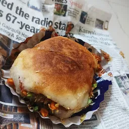 Navarang dabeli centre