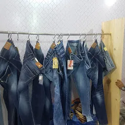 Naveen Jeans