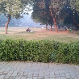 Naveen park