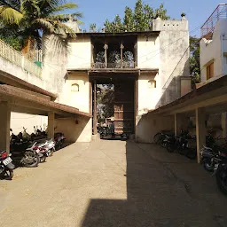 Navkhanda Palace