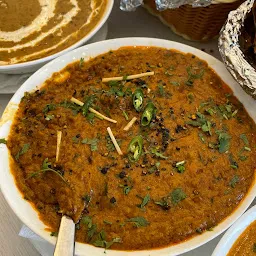 Nawabs of Nihari By Noorani