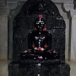Shri Neminathji (Vastupal-Tejpal) Jain Tirth