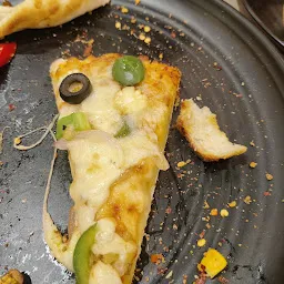 Neo Politan Pizza