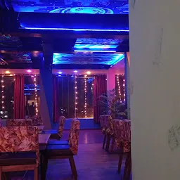 Neon Lounge Restaurant & Bar