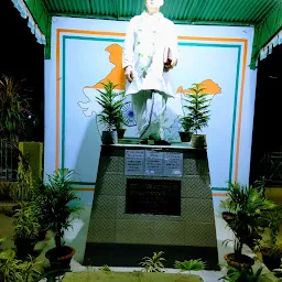 Netaji's statue