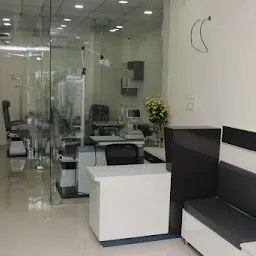 NetraSewa Eye Hospital (Advanced Cornea And Retina Center) Dr Nikhil Kandurwar