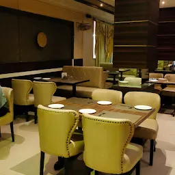 New Pooja Restaurant & Banquet Hall