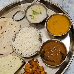 New Raj restaurant and bhojnalaya