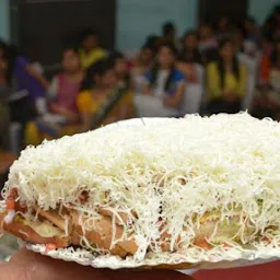 New Sapna Sandwich And Pizza (jail Road )
