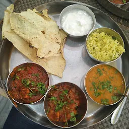 NIHARI'S PURE VEG FAMILY RESTAURANT