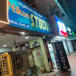 Nikon Digital Colour Lab & Studio