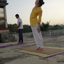Nirvana Yoga - BODHISATVA VIJNANA KENDRAM