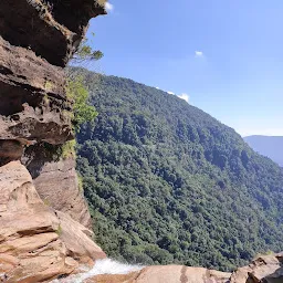 Nohkalikai waterfalls Top