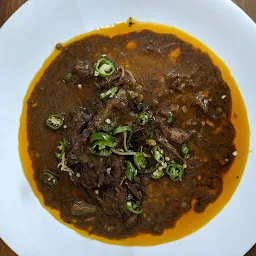 Noora Nihari