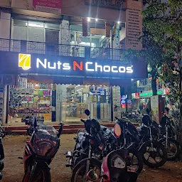 Nuts 'n' Chocos
