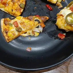 Octant pizza karelibaug