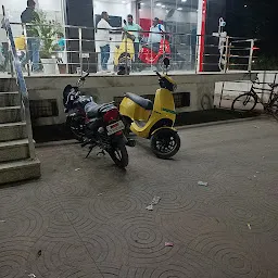 Ola Experience Centre - Electric Scooter Showroom in Prayagraj, Allahabad