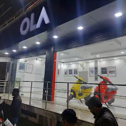 Ola Experience Centre - Electric Scooter Showroom in Prayagraj, Allahabad
