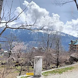 Old Manali snow point