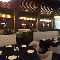 Hotel Abhinandan (Olive kitchen restaurant,Deluxe Room, Banquet Hallind