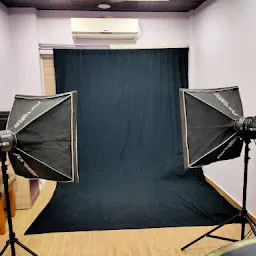 Om Photo Studio