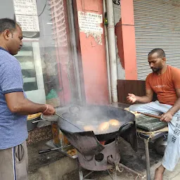 Om Ram Bhandar | Best Sweet Shop in Varanasi | Varanasi Famous Food