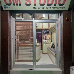 Om Studio