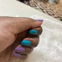 Ombre-The Nail Bar