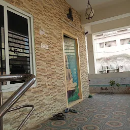 OMKAR Bhavan-Best Student Rooms in Guntur,Rooms for Bachelors in Guntur,Sharing Rooms