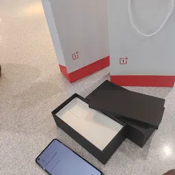 One plus store